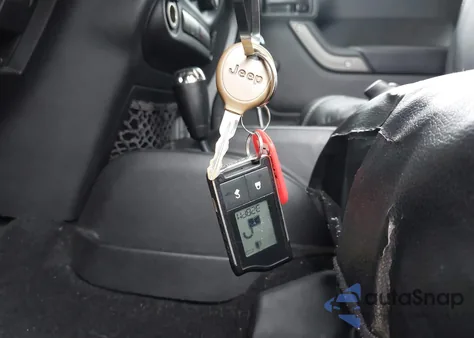 2016 Jeep Wrangler Unlimited Sport z USA, uszkodzony, nr VIN 1C4BJWDG5GL329690